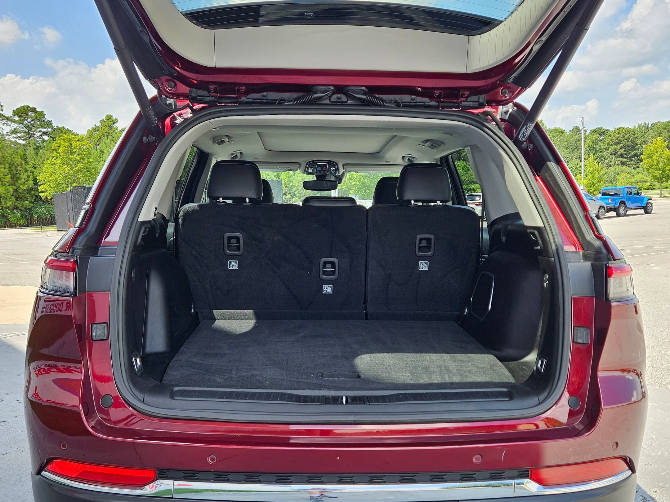 2023 Jeep Cherokee 4xe photo 29