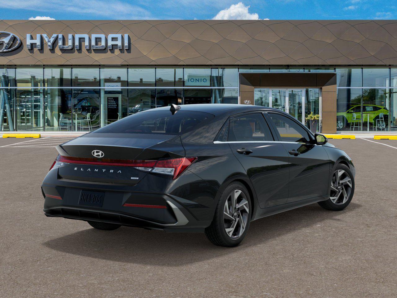 2025 Hyundai Elantra Hybrid Limited photo 4