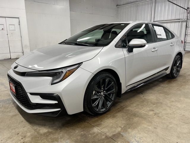 2024 Toyota Corolla SE photo 3