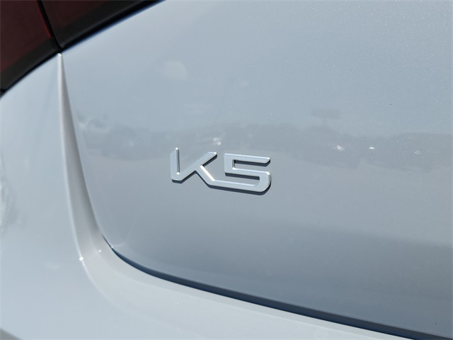 2026 Kia K5 GT photo 4