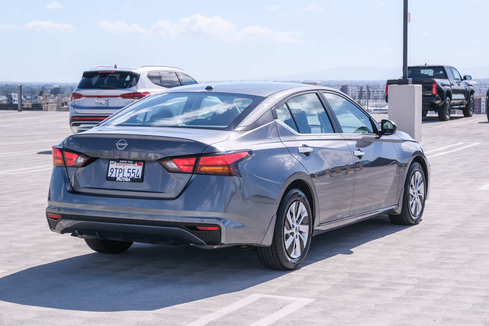 2025 Nissan Altima S photo 4