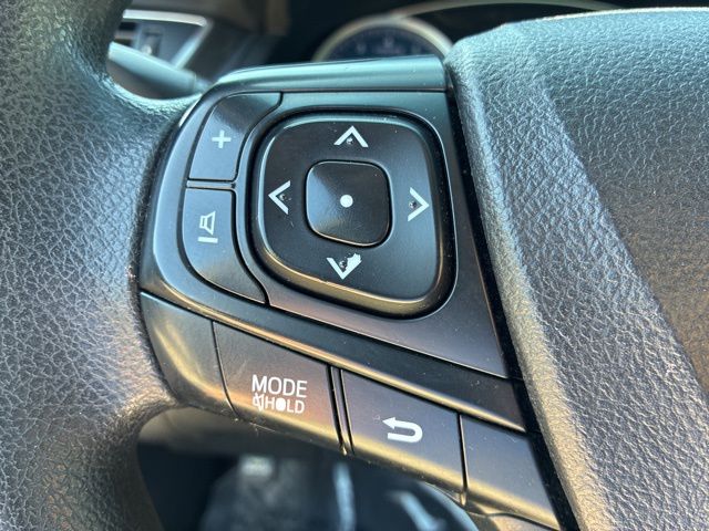 2017 Toyota Camry XLE XSE photo 26