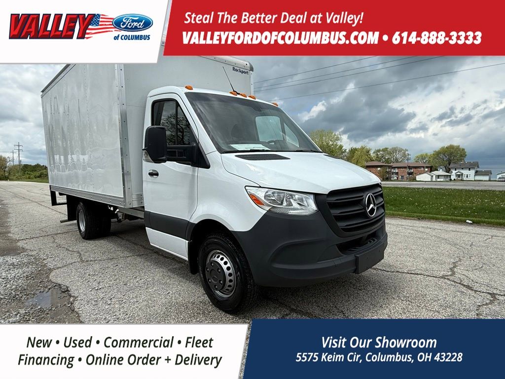 2023 Mercedes-Benz Sprinter Cab Chassis Base's photo