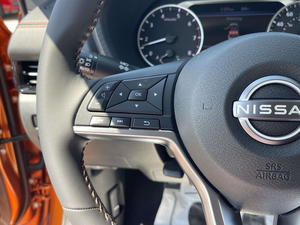 2025 Nissan Sentra SR photo 19