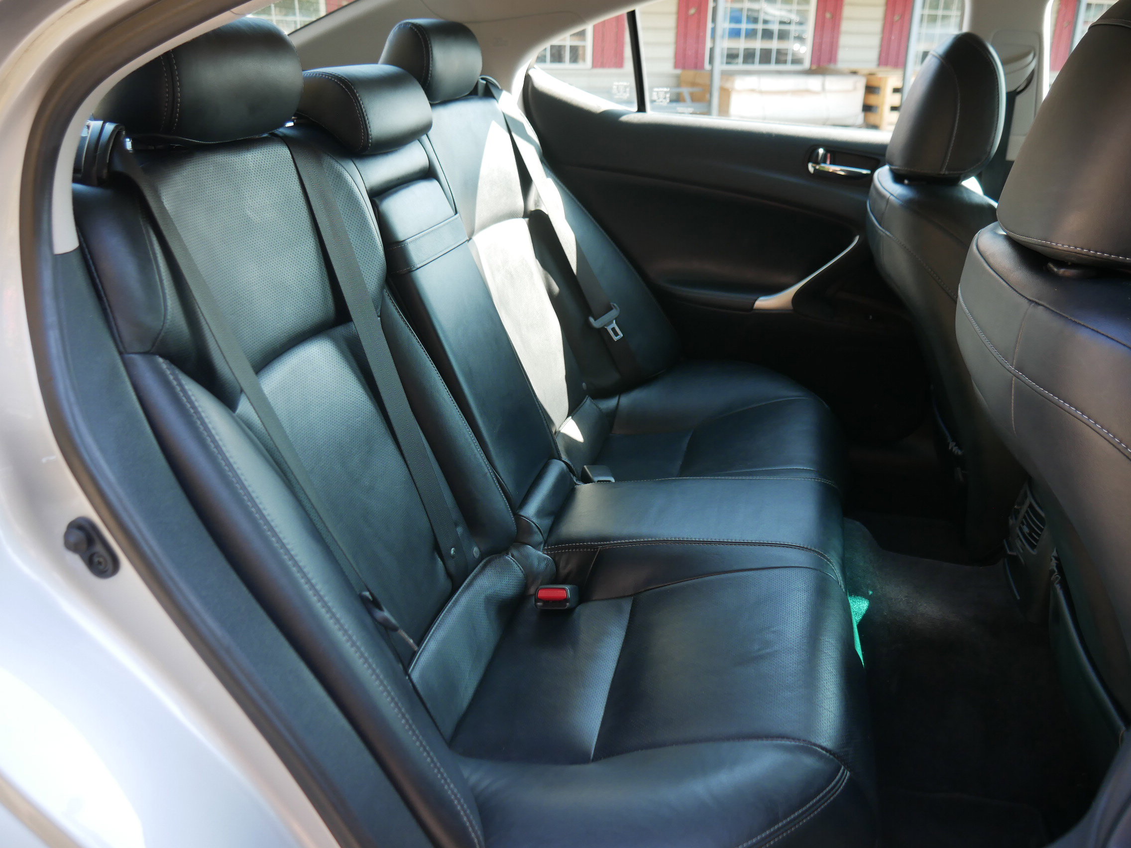 2011 Lexus IS 250 photo 22