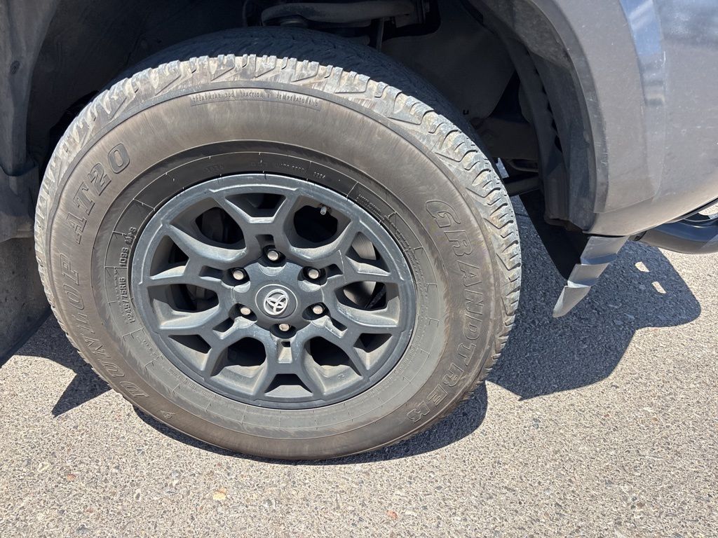 2019 Toyota Tacoma SR5 V6 Double Cab photo 7