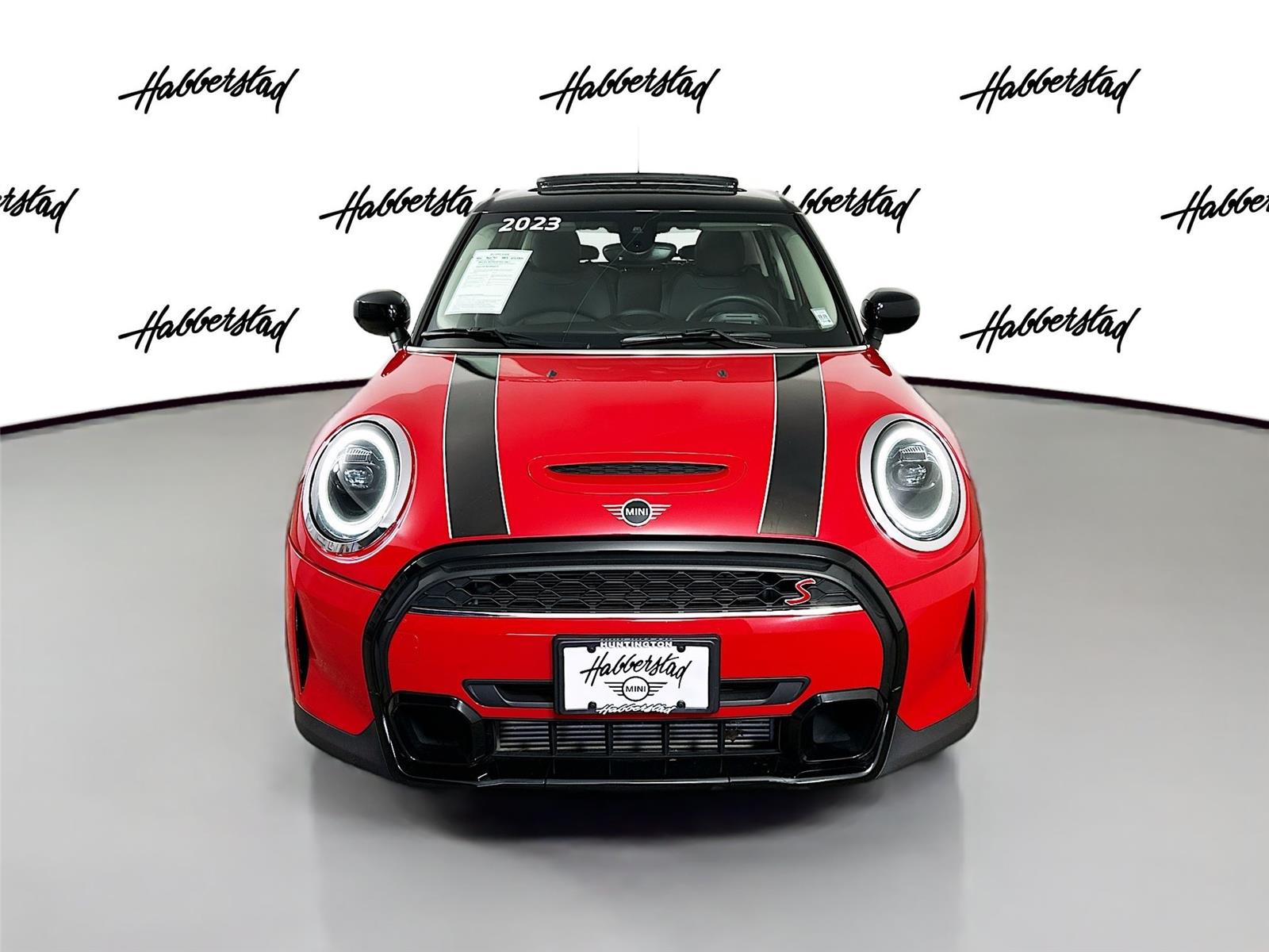 2023 Mini Cooper 4 Door Hardtop S photo 2