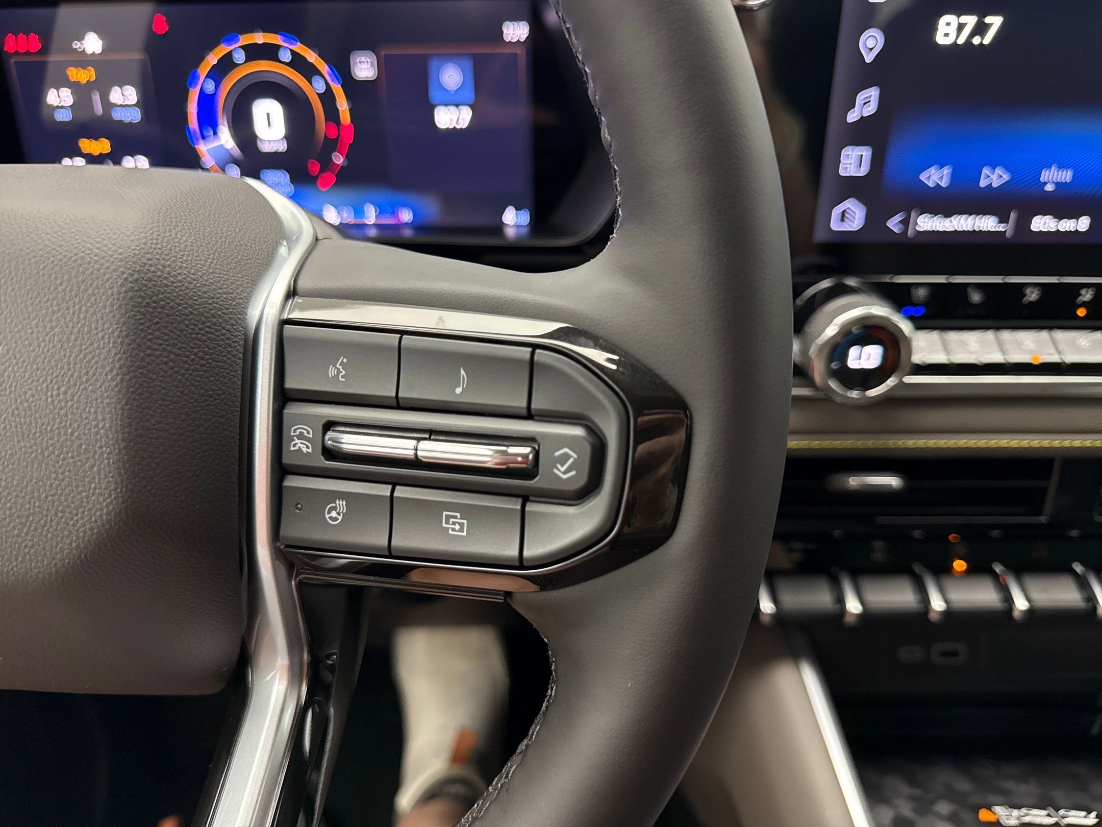 2026 Chevrolet Colorado ZR2 photo 34