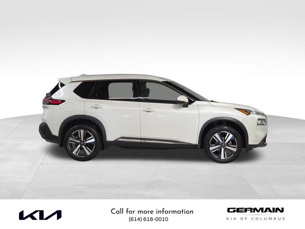 2023 Nissan Rogue SL photo 4