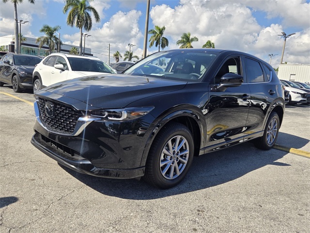 2025 Mazda CX-5 2.5 S Preferred photo 4