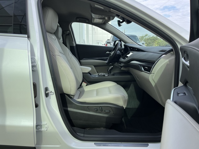 2023 Cadillac XT4 Luxury photo 21