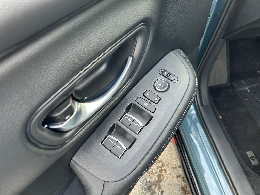 2026 Honda HR-V EX-L photo 26