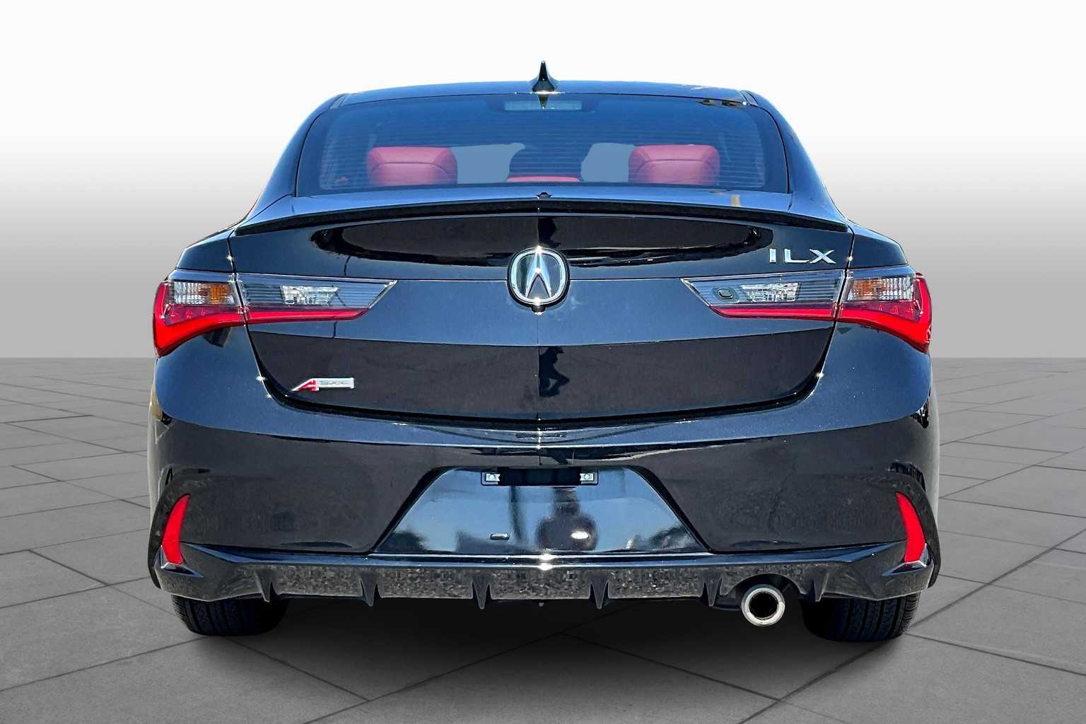 2022 Acura ILX Premium A-Spec photo 4