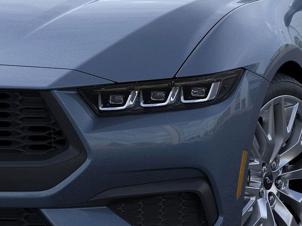 2025 Ford Mustang EcoBoost Premium Convertible photo 18