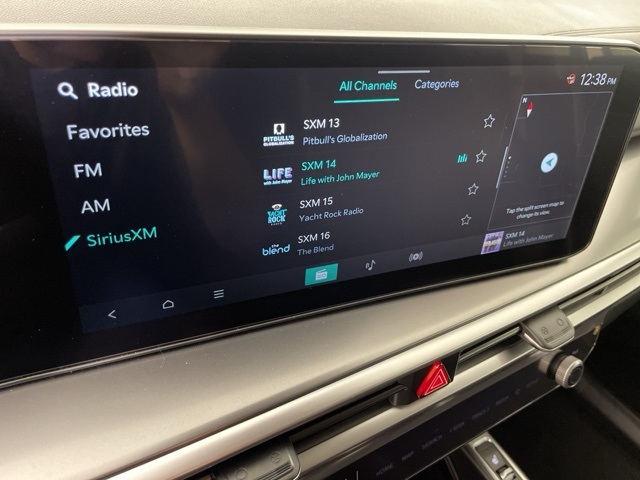 2025 Kia Sorento S photo 25