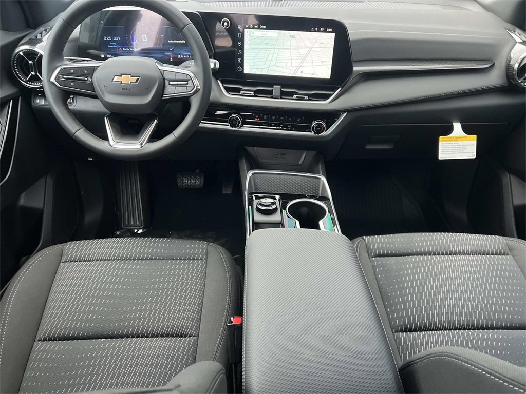 2026 Chevrolet Equinox LT photo 3