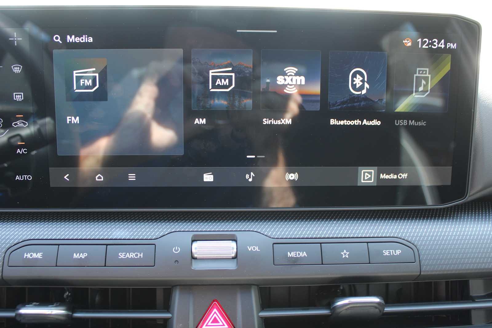 2025 Kia K4 GT-Line photo 37
