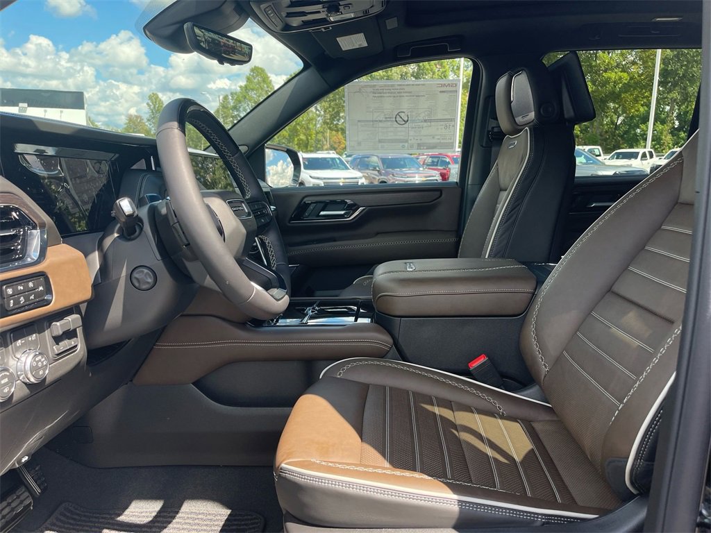 2025 Gmc Yukon Denali Ultimate photo 8
