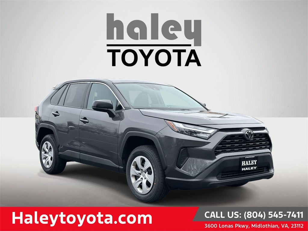 2024 Toyota RAV4 LE's photo