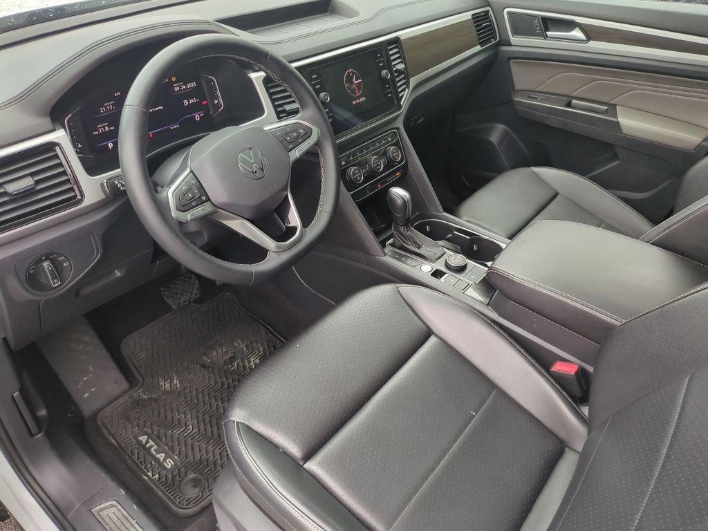 2022 Volkswagen Atlas V6 SE Technology photo 14