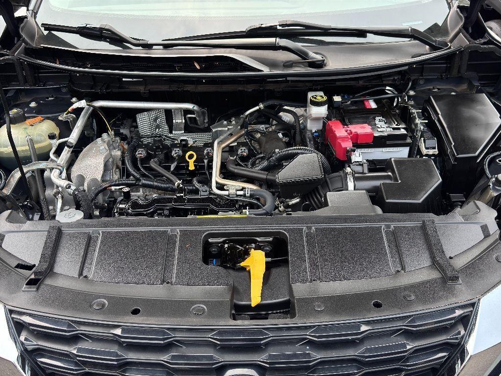 2021 Nissan Rogue SV photo 28