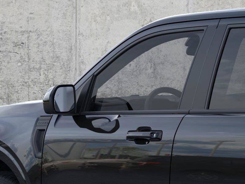 2025 Ford Maverick photo 17