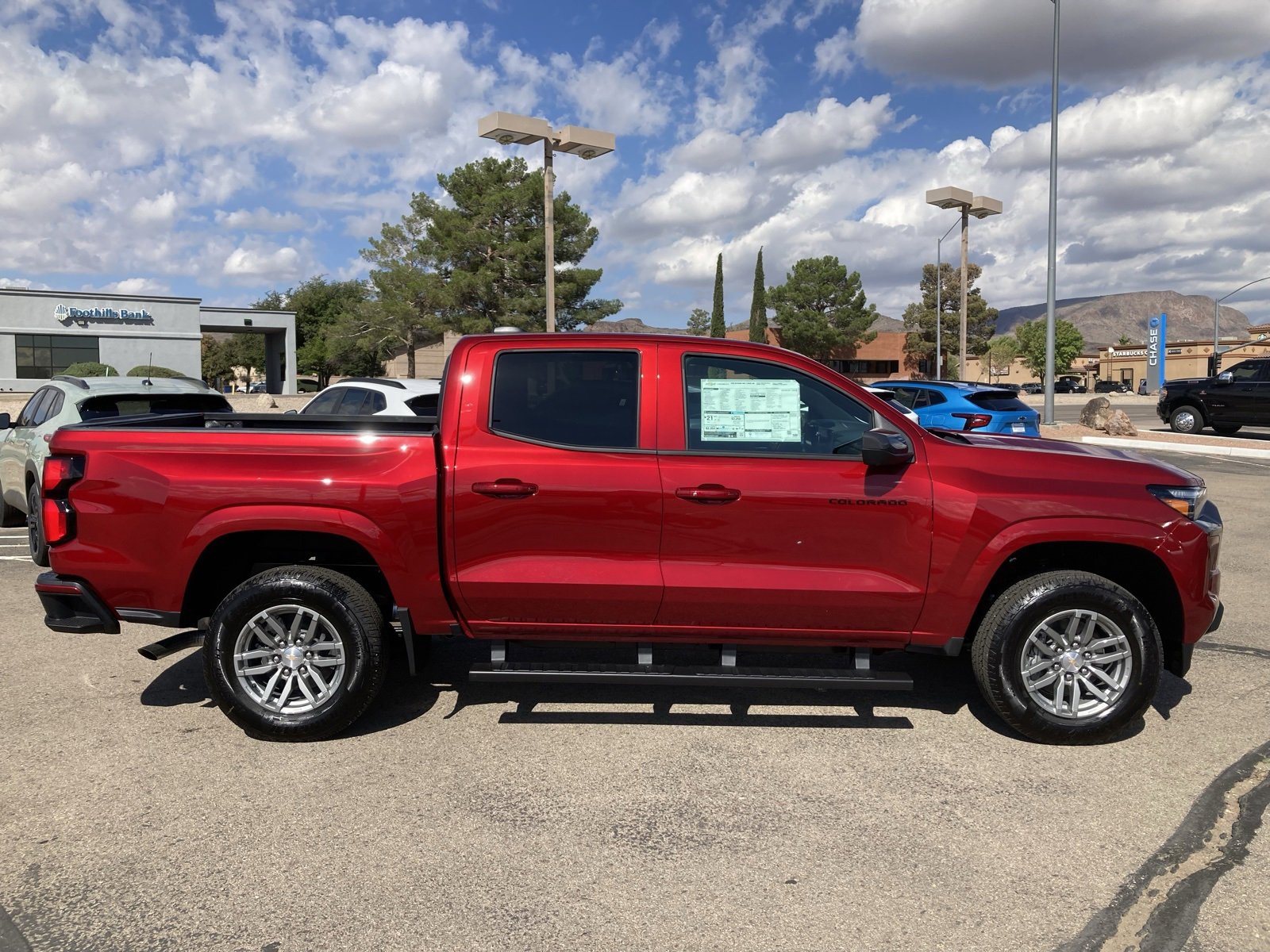 2026 Chevrolet Colorado LT photo 2