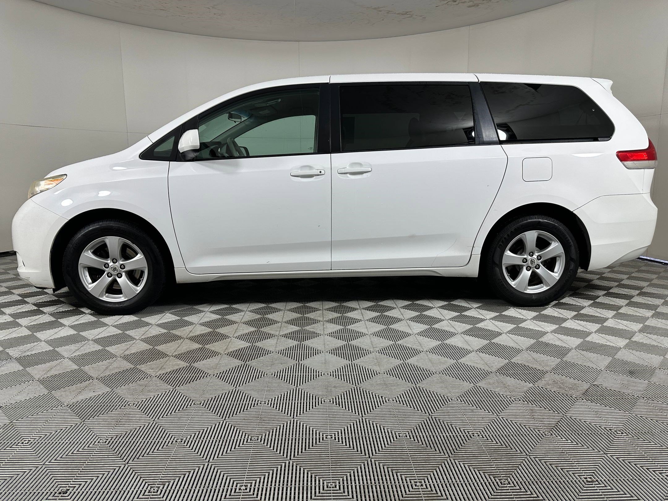 Used 2012 Toyota Sienna LE with VIN 5TDKA3DC8CS014094 for sale in Santa Fe, NM