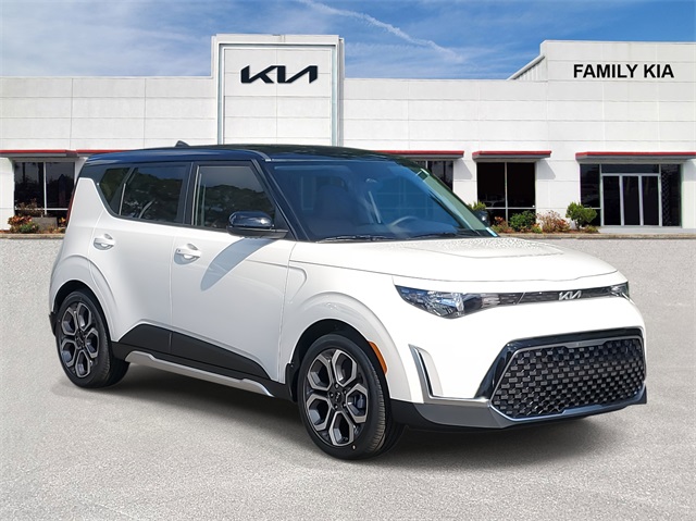 2025 Kia Soul EX's photo