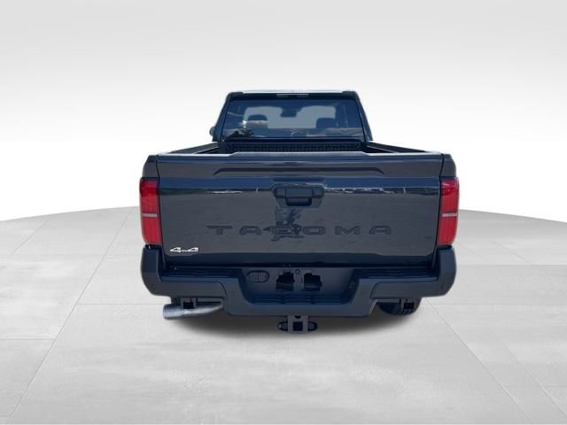 2025 Toyota Tacoma SR 4x4 XtraCab photo 4
