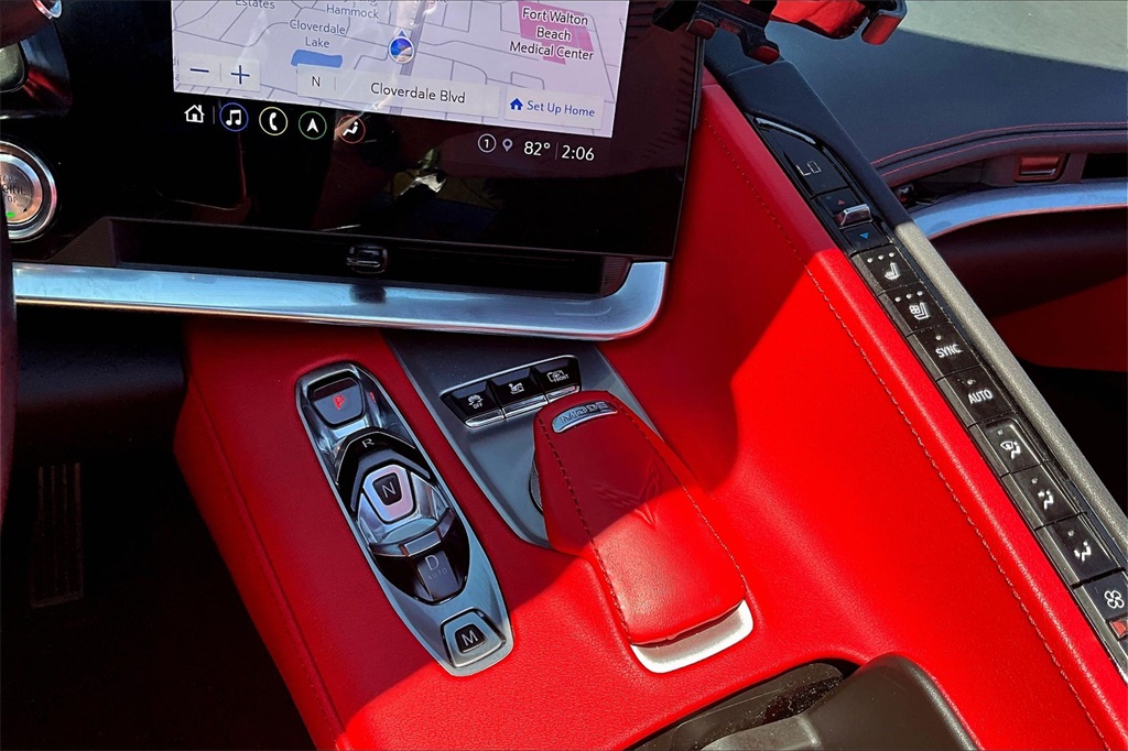 2021 Chevrolet Corvette Stingray 2LT photo 12