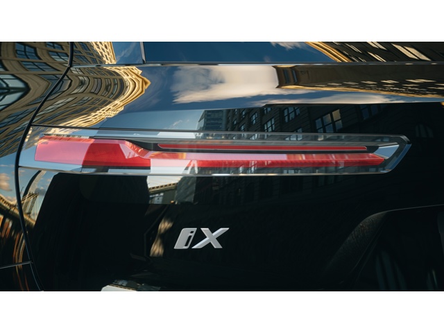 2026 Bmw iX photo 7
