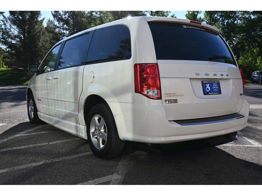 2013 Dodge Grand Caravan SXT photo 8