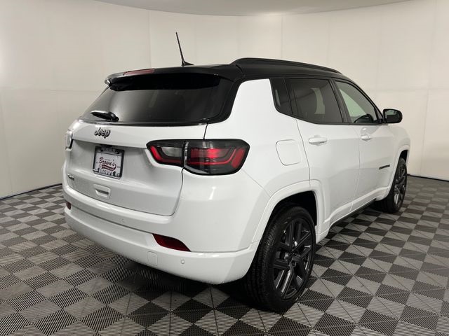 2025 Jeep Compass Limited photo 2
