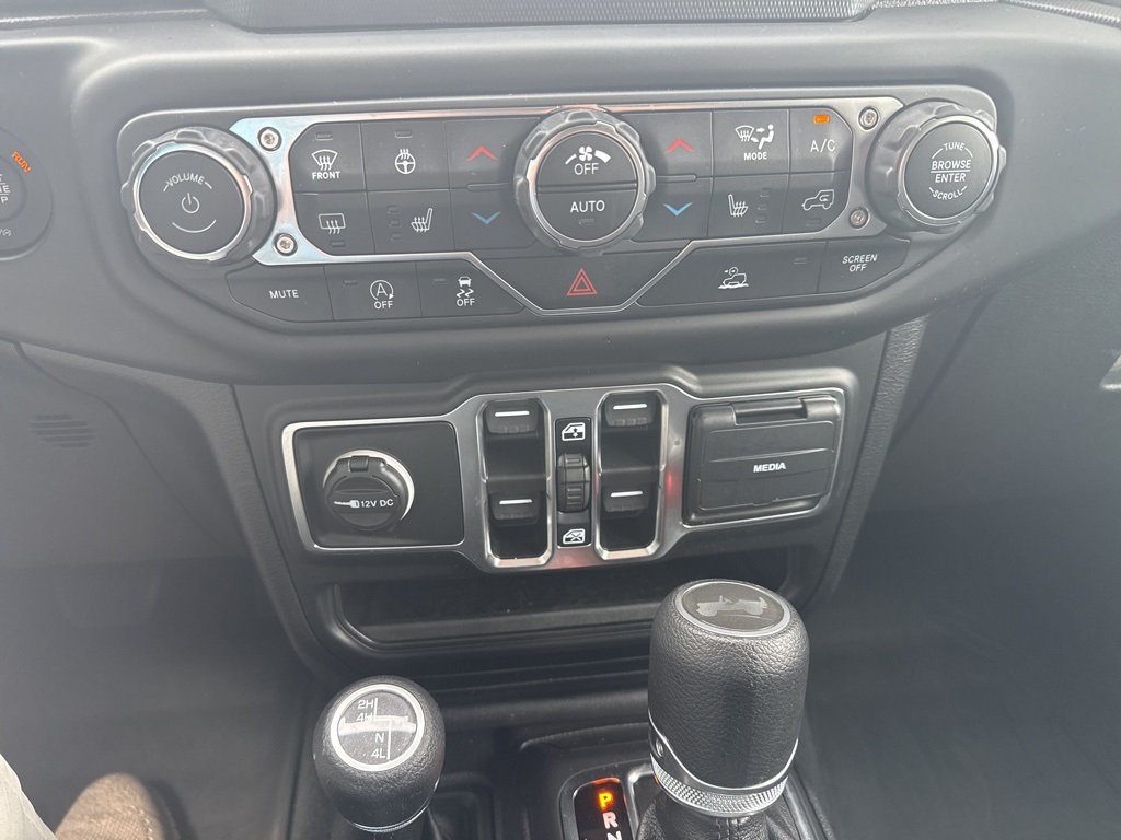 2021 Jeep Wrangler Unlimited Willys photo 22