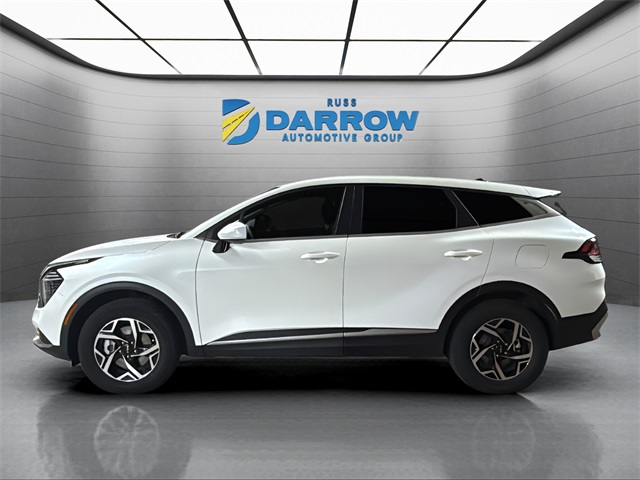 2024 Kia Sportage LX photo 2