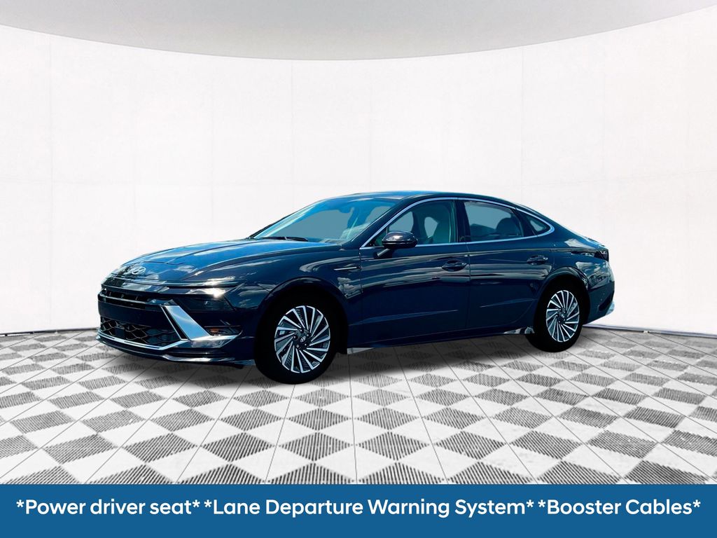 2025 Hyundai Sonata Hybrid SEL photo 2