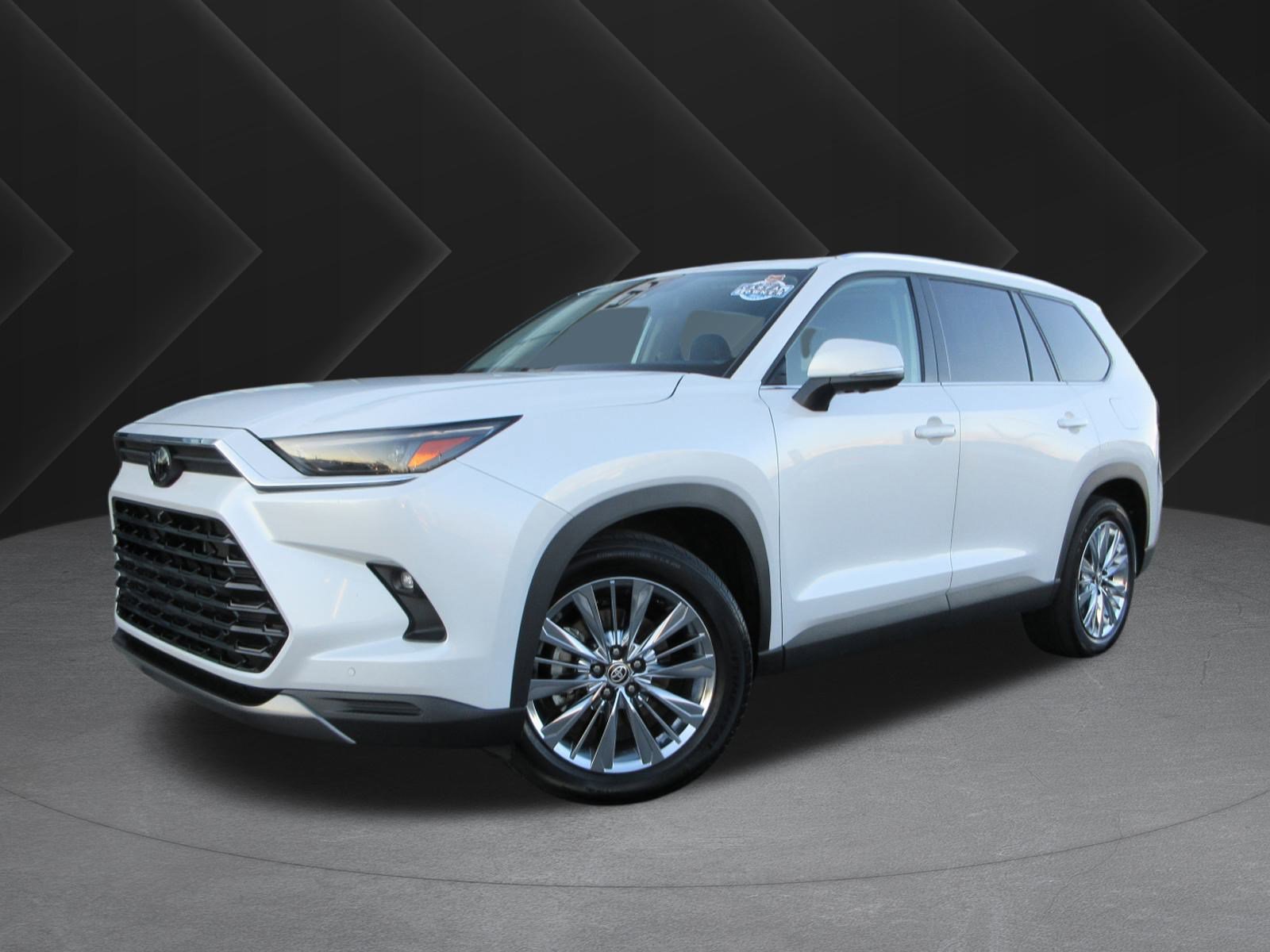 2024 Toyota Grand Highlander Platinum's photo