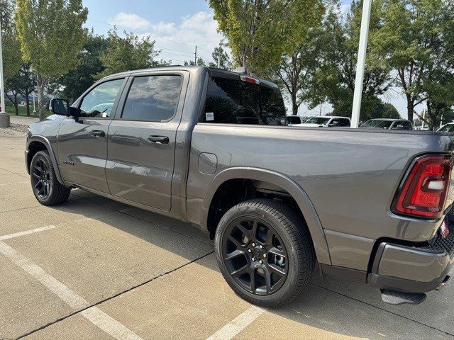 2026 Ram 1500 Laramie photo 3