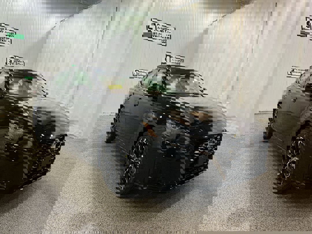 2025 Nissan Altima SR's photo