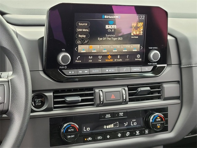 2025 Nissan Pathfinder S photo 14