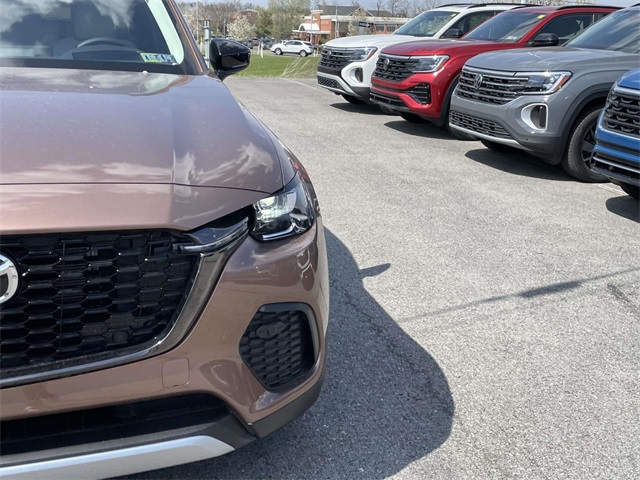 2025 Mazda CX-70 Plug-in Hybrid Premium photo 9