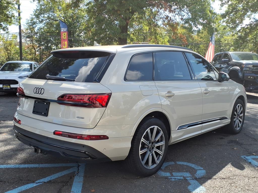 2023 Audi Q7 Premium Plus 45 photo 4