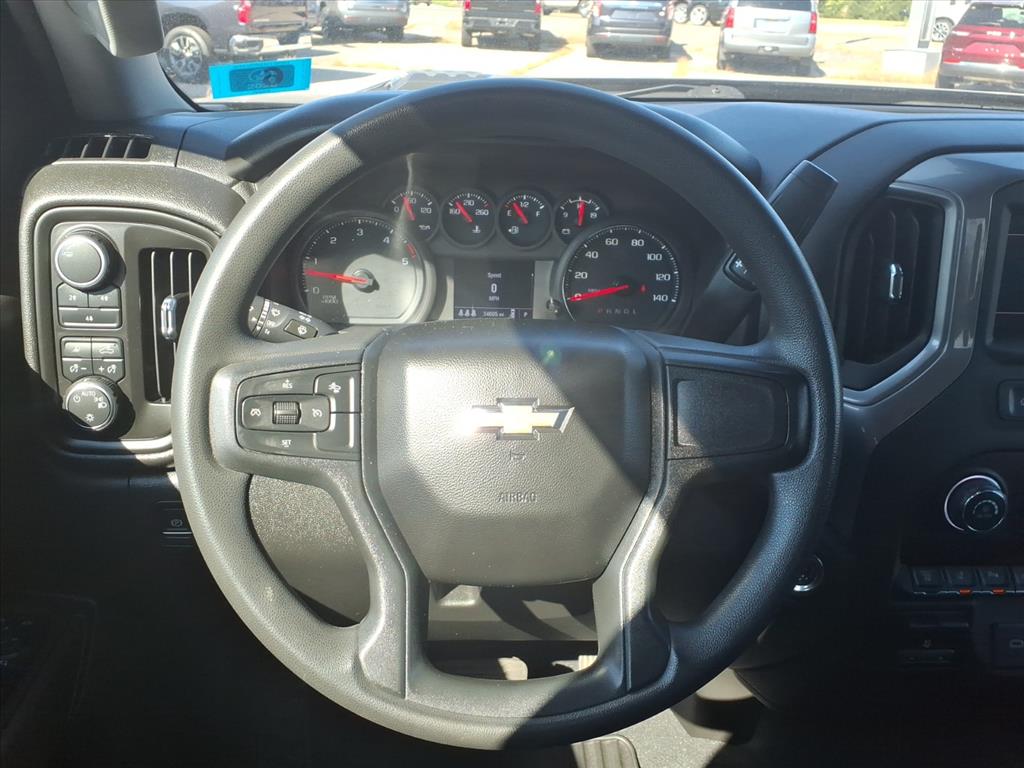 2024 Chevrolet Silverado 2500HD Custom photo 16
