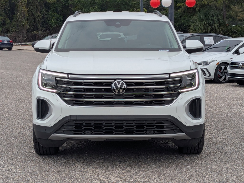2024 Volkswagen Atlas SE Technology photo 9