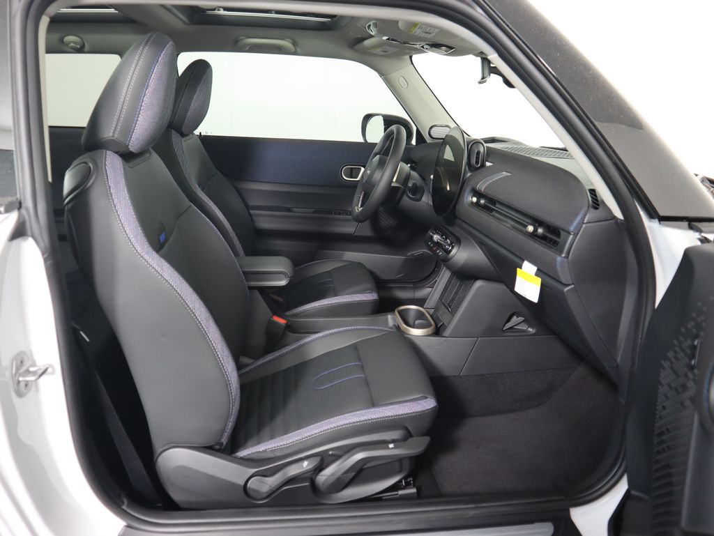 2025 Mini Cooper S Iconic photo 22
