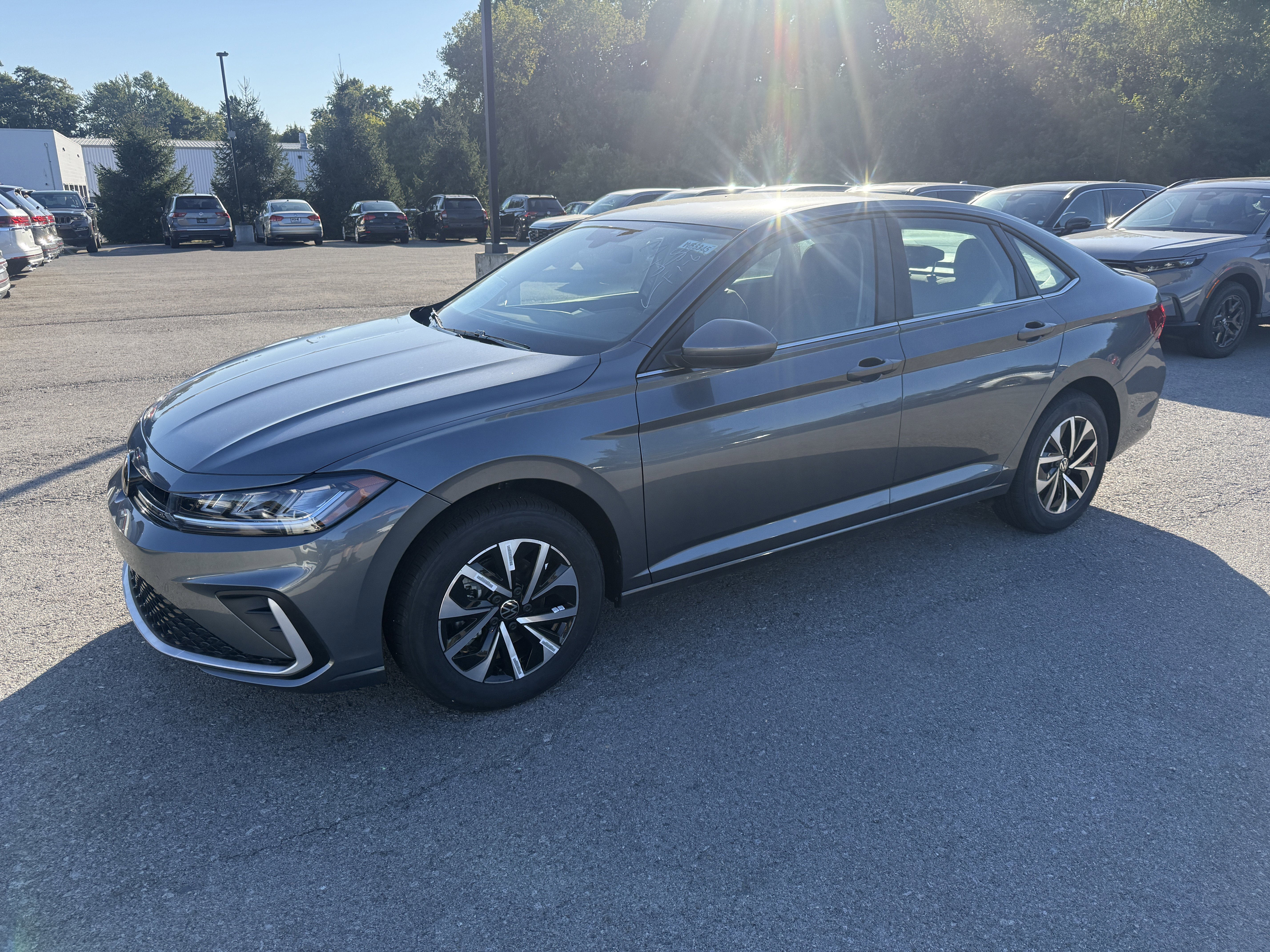 2025 Volkswagen Jetta S's photo