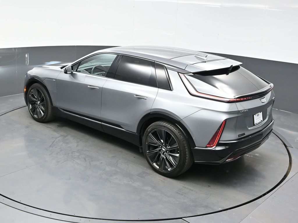 2024 Cadillac Lyriq Sport photo 30