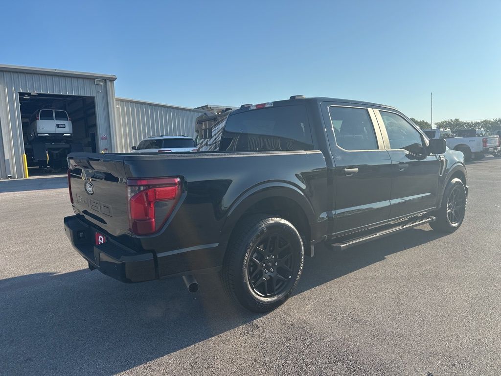 2025 Ford F-150 STX photo 5