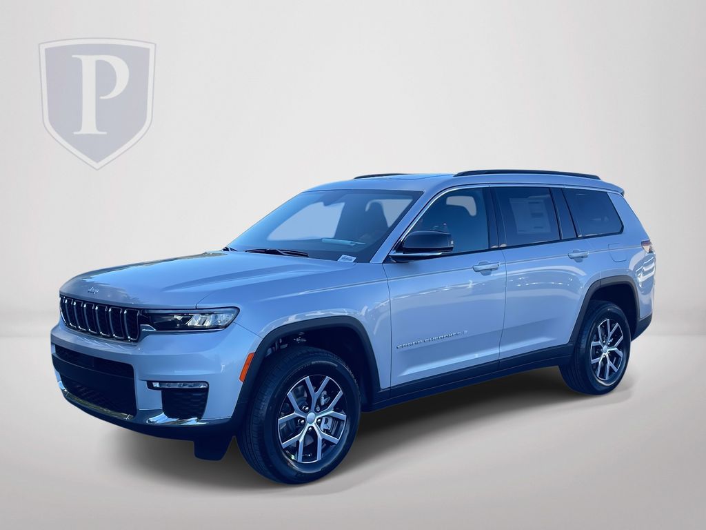 2025 Jeep Grand Cherokee Limited photo 3